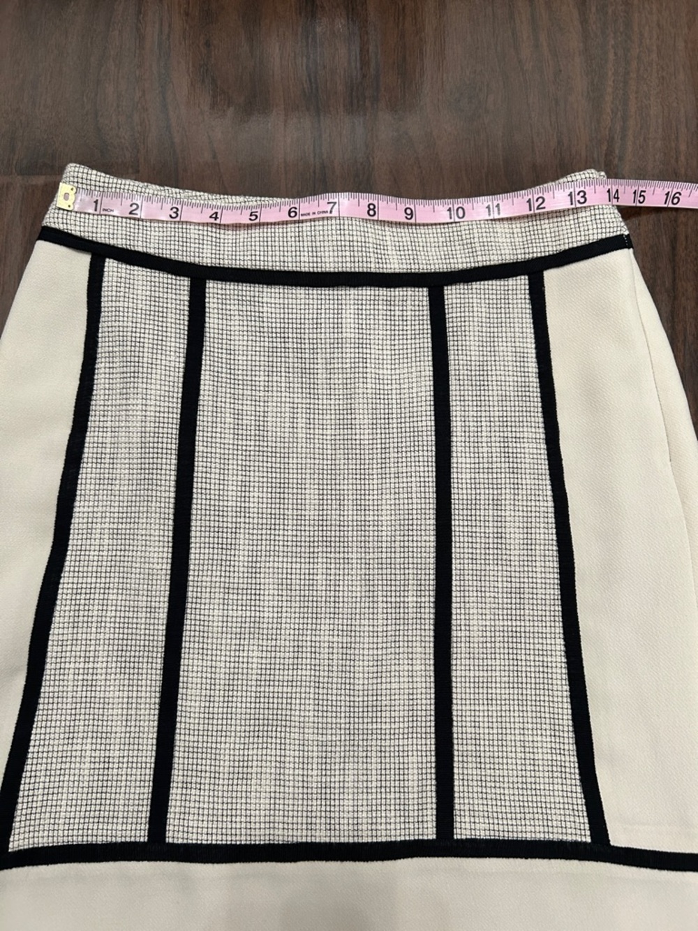 Ann Taylor Cream Colorblock Tweed Jacket and Skirt Suit Set - Picture 13 of 16